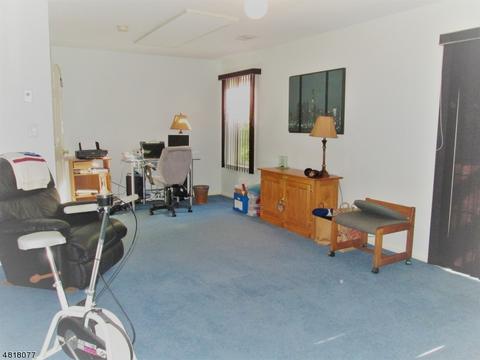 6 Whimble Ct, Wayne, NJ 07470 photo 15