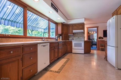 31 Robin Ct, Hampton, NJ 08827 photo 7