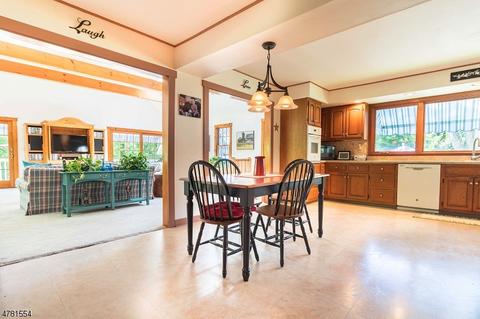 31 Robin Ct, Hampton, NJ 08827 photo 8