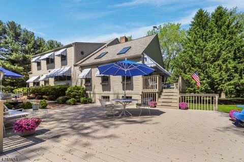 31 Robin Ct, Hampton, NJ 08827 photo 3