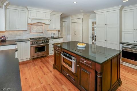 15 E Ash St, Basking Ridge, NJ 07920 photo 9