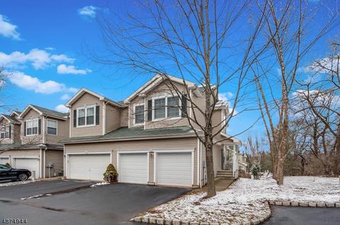 17 Cedar Ct, Clinton, NJ 08809 photo 1
