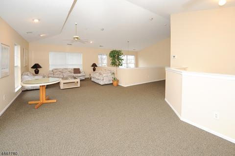 2101 Schindler Ln, Wayne, NJ 07470 photo 21