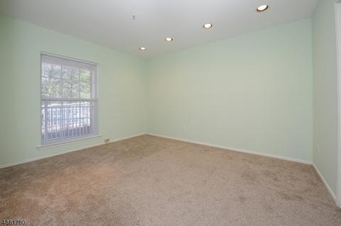2101 Schindler Ln, Wayne, NJ 07470 photo 11