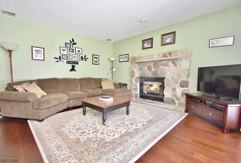 21 E Thomas St, Wharton, NJ 07885 photo 8