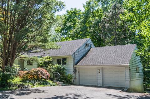 62 Cedarcliffe Dr, Wayne, NJ 07470 photo 1