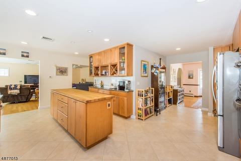15 Borzotta Blvd, Wayne, NJ 07470 photo 7