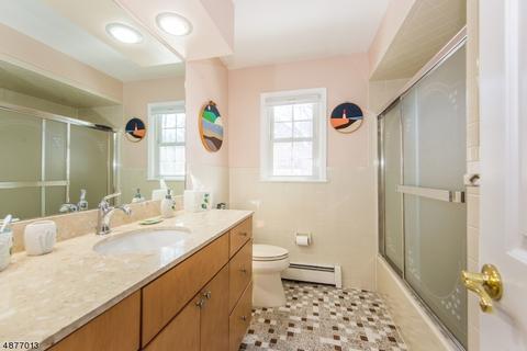 15 Borzotta Blvd, Wayne, NJ 07470 photo 18