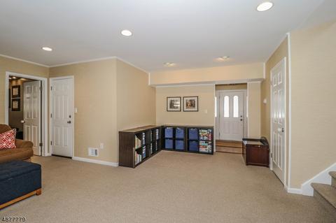 4 Andre Dr, Roxbury Twp., NJ 07876 photo 9