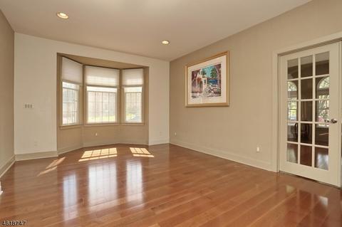 107 Van Buren Dr, Paramus, NJ 07652 photo 6