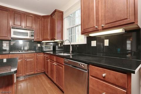 107 Van Buren Dr, Paramus, NJ 07652 photo 12
