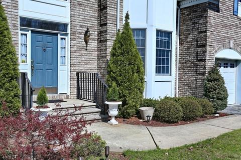 107 Van Buren Dr, Paramus, NJ 07652 photo 3