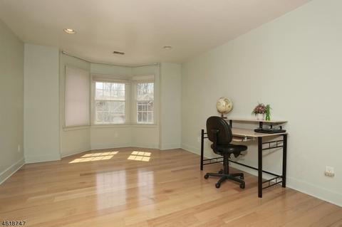 107 Van Buren Dr, Paramus, NJ 07652 photo 24