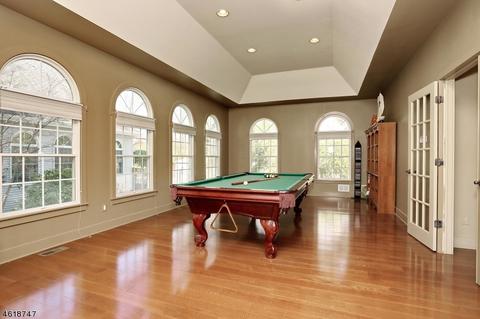 107 Van Buren Dr, Paramus, NJ 07652 photo 8
