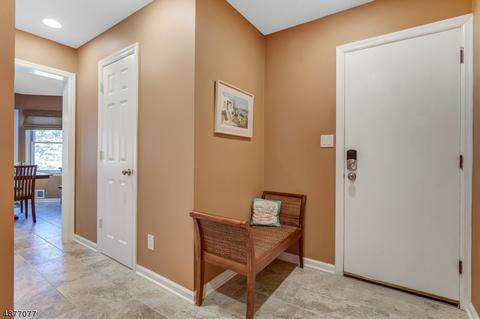 4 Gilbert Pl, Millburn, NJ 07041 photo 4