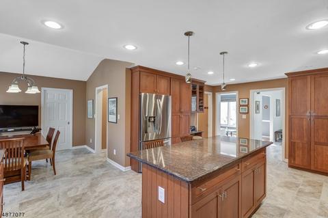 4 Gilbert Pl, Millburn, NJ 07041 photo 11