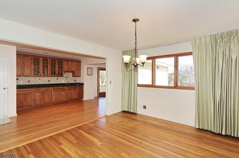 10 Hilltop Ct, Springfield, NJ 07081 photo 5