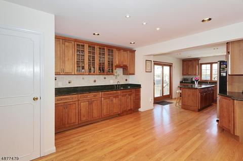 10 Hilltop Ct, Springfield, NJ 07081 photo 6