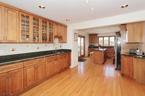 10 Hilltop Ct, Springfield, NJ 07081 photo 7