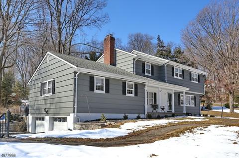 7 Hickory Pl, Upper Saddle River, NJ 07458 photo 3