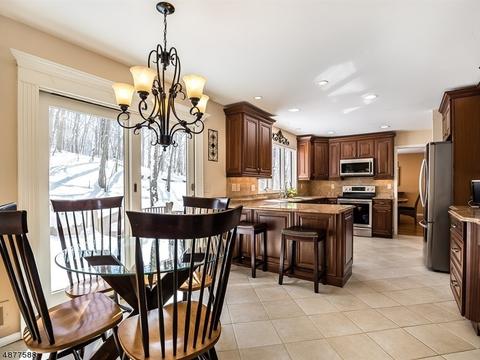 155 Miller Rd, Kinnelon, NJ 07405 photo 9