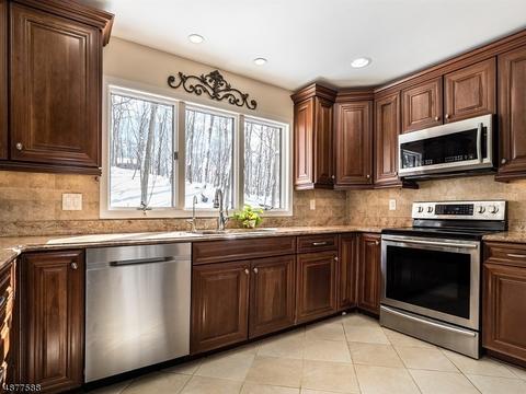155 Miller Rd, Kinnelon, NJ 07405 photo 10
