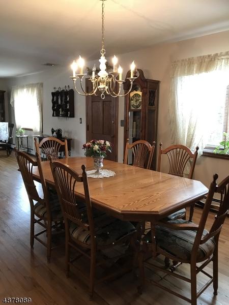 8 Dubel Rd, Wayne, NJ 07470 photo 2