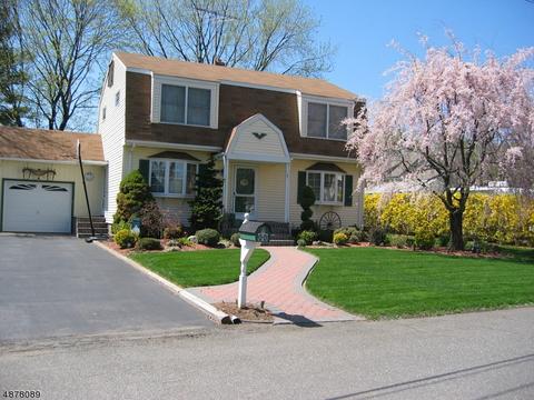 8 Dubel Rd, Wayne, NJ 07470 photo 1
