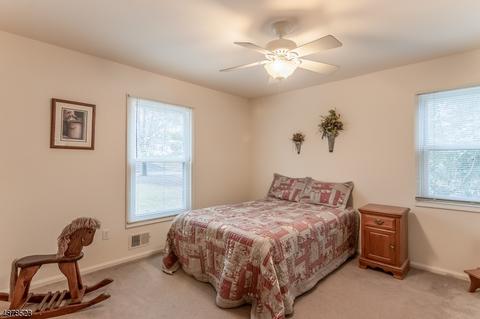 18 River Bend Rd, Clinton, NJ 08809 photo 11