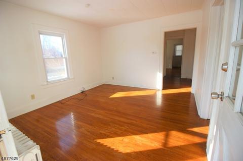 317 W Maple Ave, Bound Brook, NJ 08805 photo 5