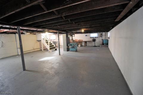 317 W Maple Ave, Bound Brook, NJ 08805 photo 18