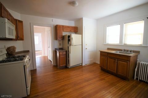 317 W Maple Ave, Bound Brook, NJ 08805 photo 7