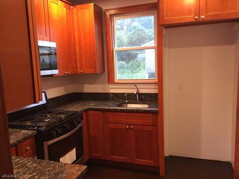 648 E 3rd Ave, Roselle, NJ 07203 photo 25
