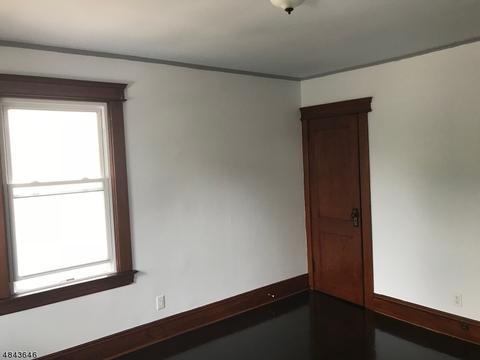 648 E 3rd Ave, Roselle, NJ 07203 photo 19