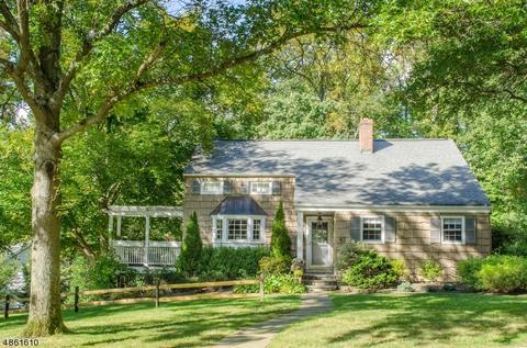 63 Old Oak Dr, Summit, NJ 07901 photo 2