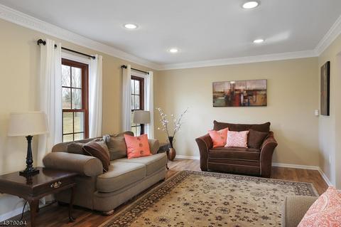 16 Devore Rd, Flemington, NJ 08822 photo 5