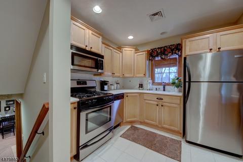 11 Grantwood Rd, Wayne, NJ 07470 photo 15