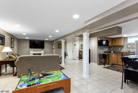 392 Plainfield Ave, Berkeley Heights, NJ 07922 photo 14