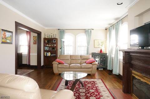 61 Undercliff Rd, Millburn, NJ 07041 photo 4