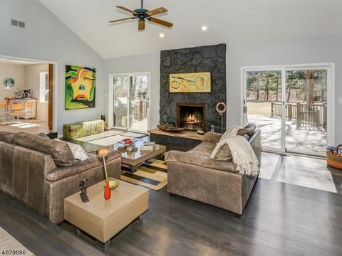43 Darren Dr, Bernards, NJ 07920 photo 4