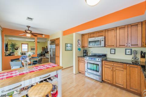 13 Heather Dr, Edison, NJ 08820 photo 10