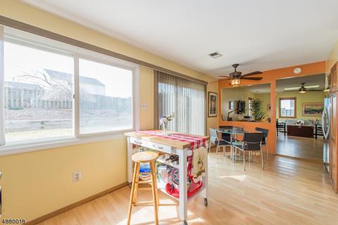 13 Heather Dr, Edison, NJ 08820 photo 9