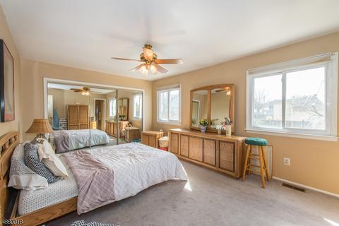 13 Heather Dr, Edison, NJ 08820 photo 15