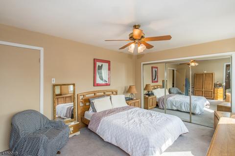 13 Heather Dr, Edison, NJ 08820 photo 16