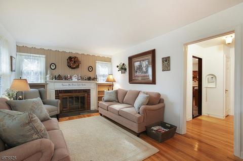 4 Ivy Pl, North Plainfield, NJ 07062 photo 9