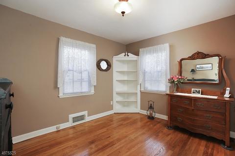 4 Ivy Pl, North Plainfield, NJ 07062 photo 12