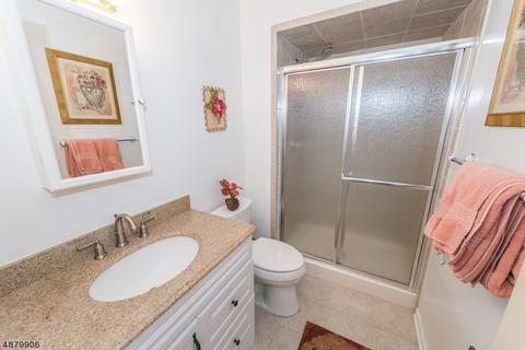 67 Ralph St, Wayne, NJ 07470 photo 14