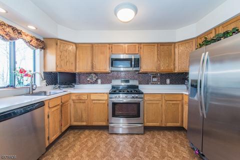 67 Ralph St, Wayne, NJ 07470 photo 3