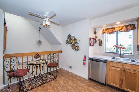 67 Ralph St, Wayne, NJ 07470 photo 5