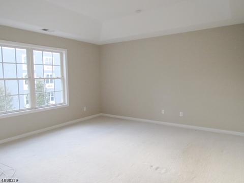 262 Levinberg Ln, Wayne, NJ 07470 photo 12